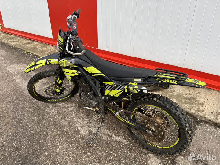 Мотоцикл regulmoto ZR-250