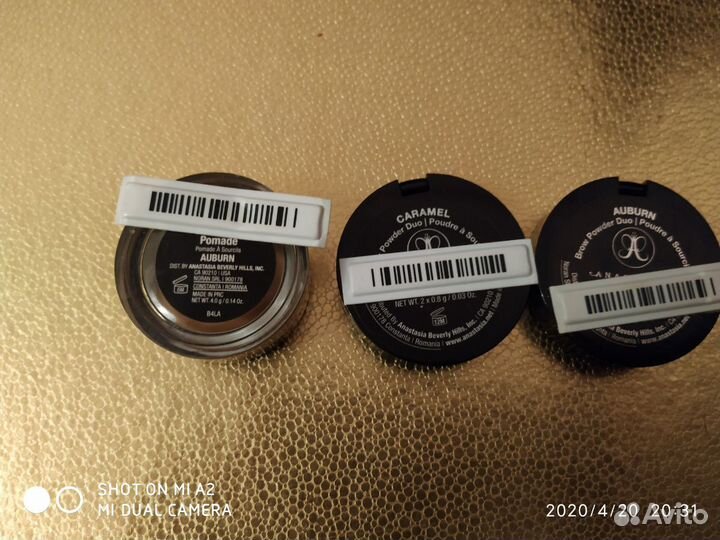 Помадка и тени для бровей от Anastasia Beverly