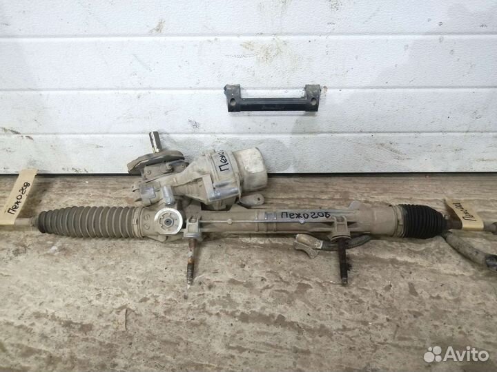 Рейка рулевая Peugeot 208