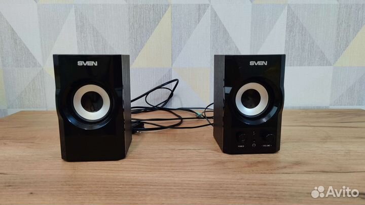 Колонки для компьютера 2.0 sven SPS-606