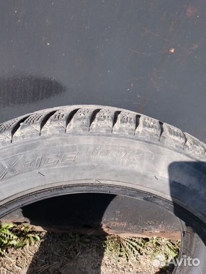Michelin Agilis X-Ice North 215/55 R17