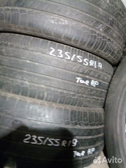 Michelin Latitude Tour HP 235/55 R19