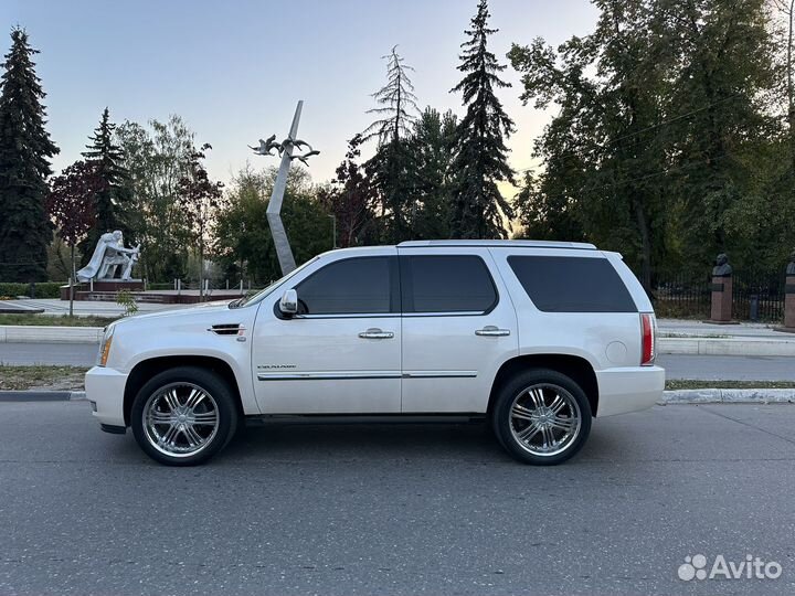 Cadillac Escalade 6.2 AT, 2011, 173 000 км
