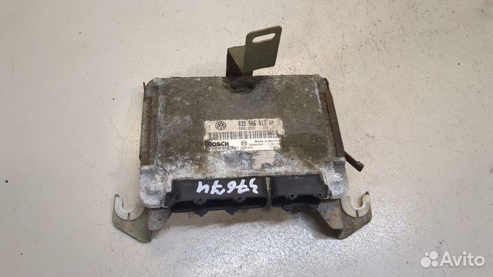 Блок управления двигателем Volkswagen Caddy, 1993