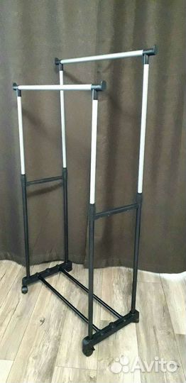 Вешалка для одежды напольная