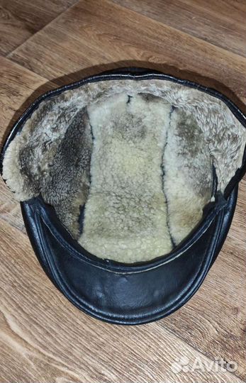 Мужская кожаная кепка