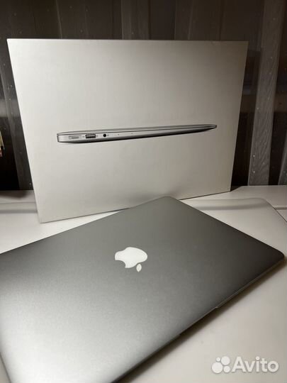 Apple macbook air 13inch early 2014, 4GB, 128 GB