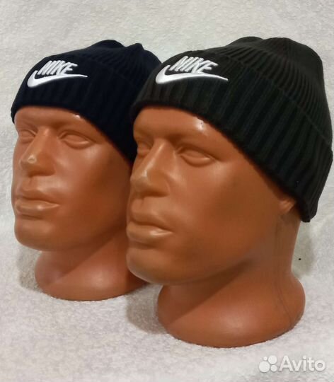 Шапки мужские спортивные 