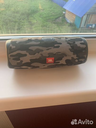 Колонка jbl charge 4