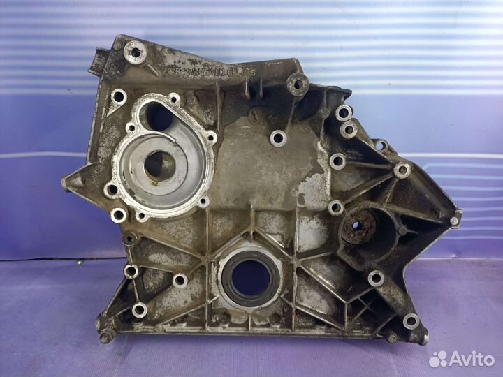 Передняя крышка двс Mercedes Benz W204. M271