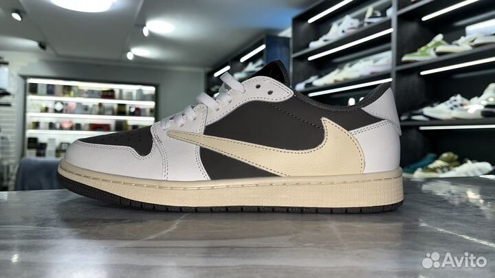 Nike dunk low travis scott великаны