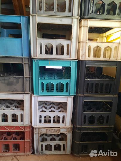 Ящики пластиковые под бутылку 0.7 л.42 штуки