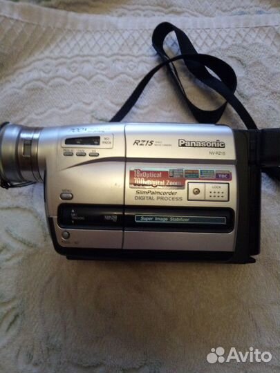 Продам видеокамеру Panasonic NV-RZ15