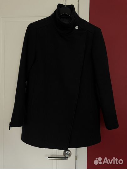 Пальто женское Mango 42