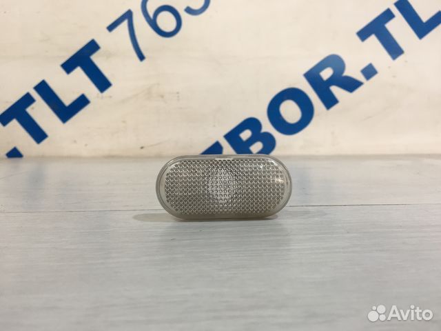 Повторитель поворотника правый renault duster 2.0