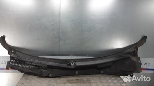 Накладка декоративная (жабо, дождевик) chrysler 30