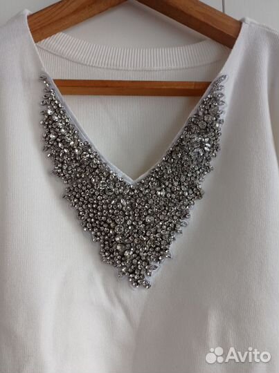 Свитшот и джинсы