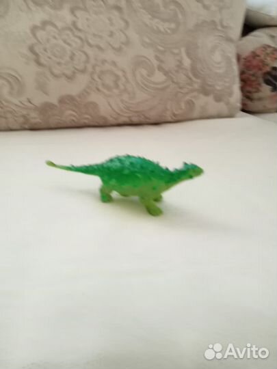 Игрушки динозавры