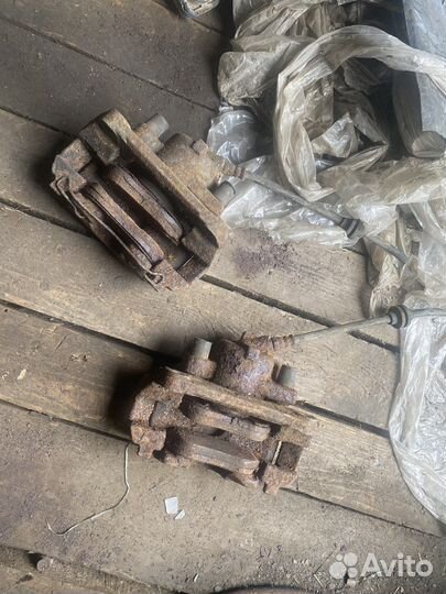 Суппорт передний рено сценик 2