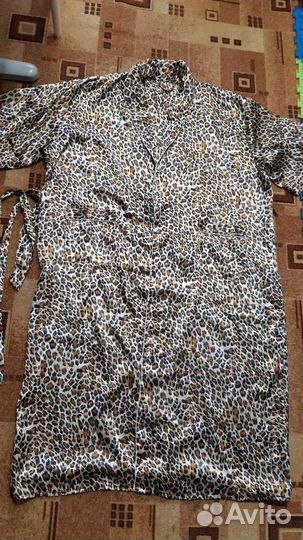 Халат новый шёлковый р.52 54