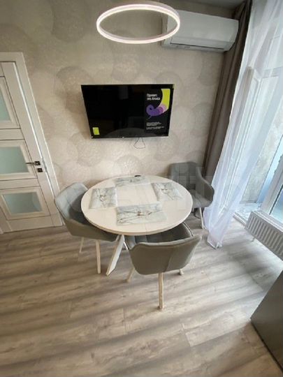 2-к. квартира, 42 м², 4/9 эт.