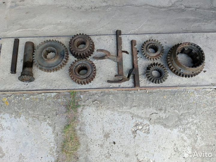 Запчасти на мтз 82