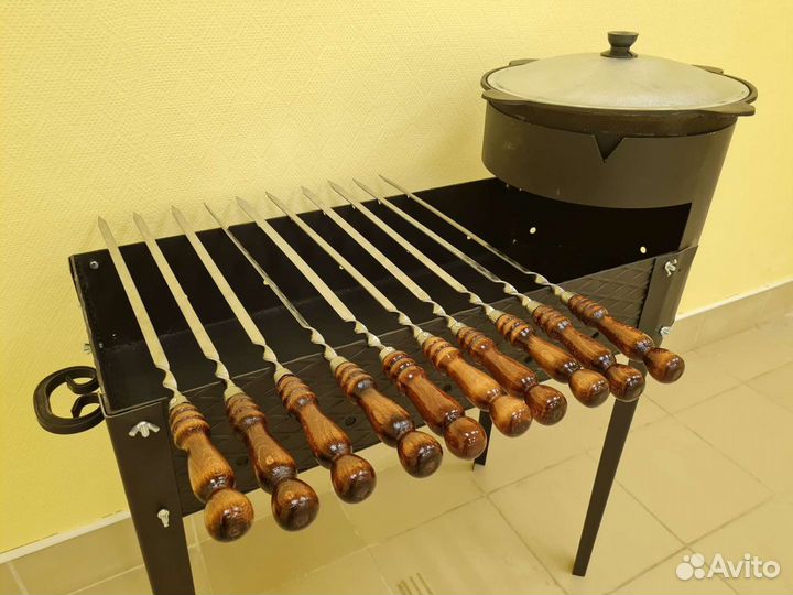 Казан чугунный 8л + Мангал с подказанником