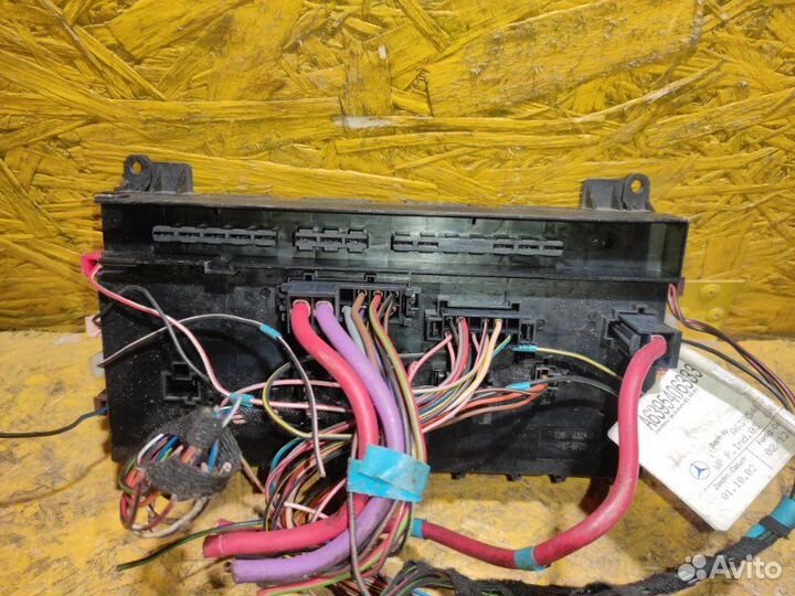 Блок предохранителей Mercedes Viano W639 OM 646