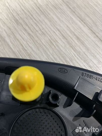 Уголок накладка зеркала внутри салона Kia RIO 3 Пр