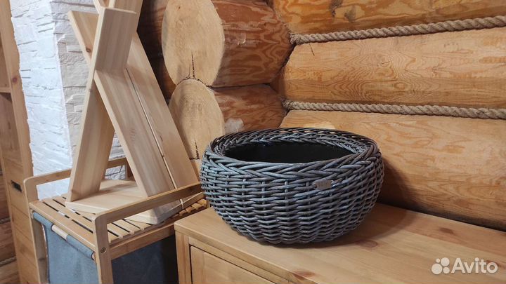 Кашпо из искусственного ротанга уличное 10 литров