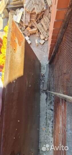 Дверь входная металлическая