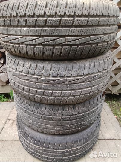 Goodyear UltraGrip Performance 215/50 R17