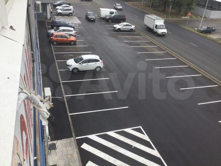 Торговая площадь, 56 м²