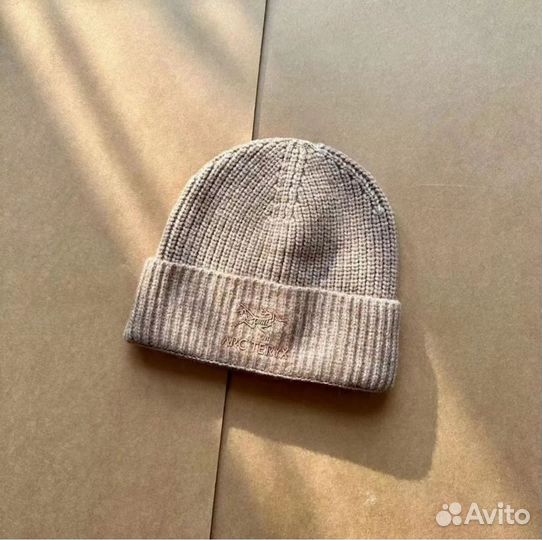 Мужская зимняя шапка