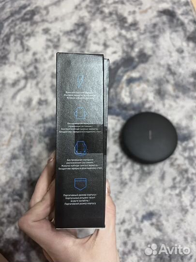 Беспроводная зарядка Samsung Convertible EP-PG950