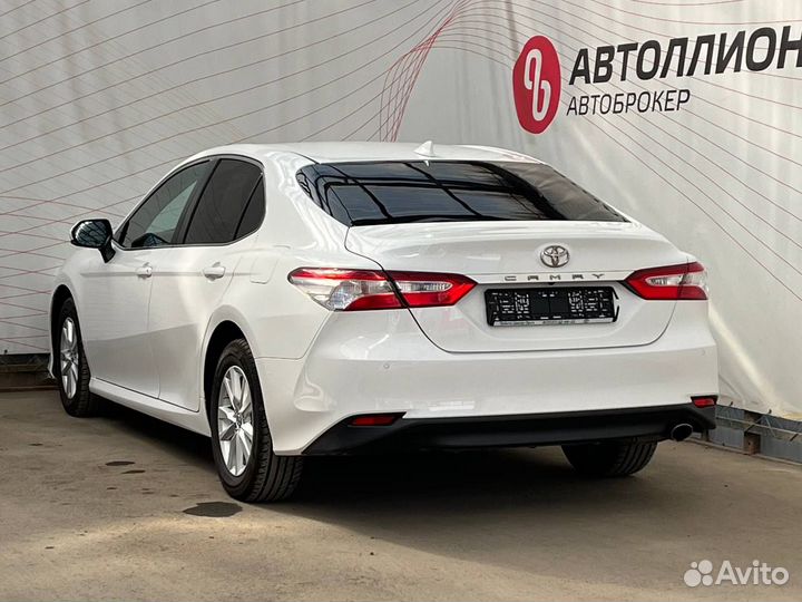 Toyota Camry 2.5 AT, 2019, 87 000 км
