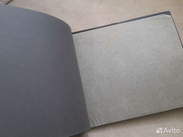 Старинный лаковый альбом для фото