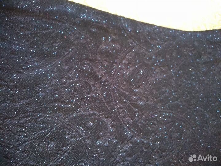 Платье нарядное 44