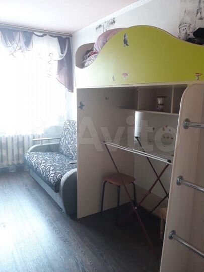 Комната 13 м² в 4-к., 9/9 эт.