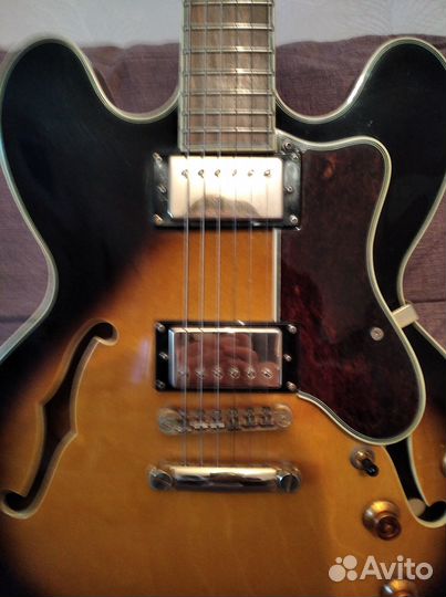 Полуакустическая электрогитара epiphone sheraton 2