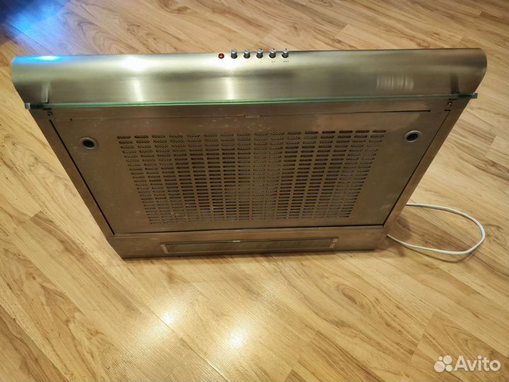 Вытяжка для кухни 60 см новая