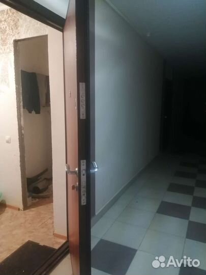 Дверь входная металлическая бу