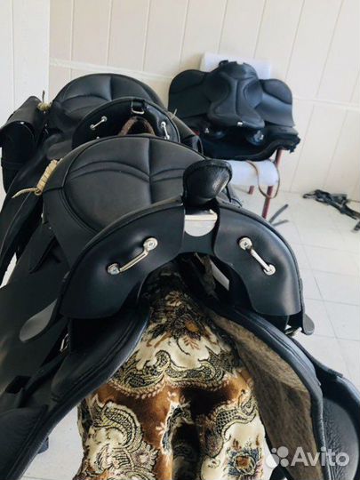 Седло для лошади