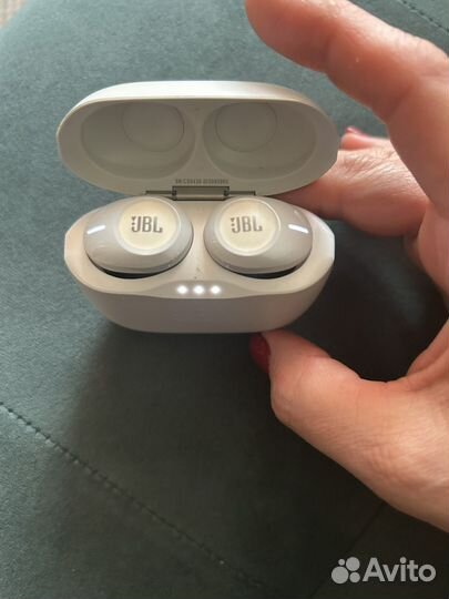 Беспроводные наушники jbl tune 125