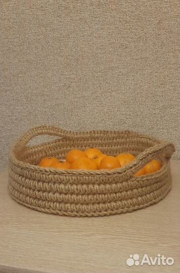 Корзины и подносы из джута