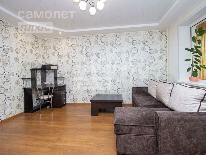 3-к. квартира, 65 м², 3/9 эт.