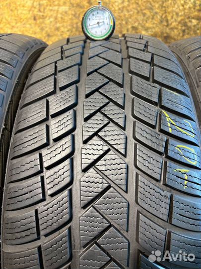 Vredestein Wintrac Pro 235/45 R20