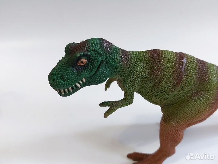 Игрушки пакетом динозавры