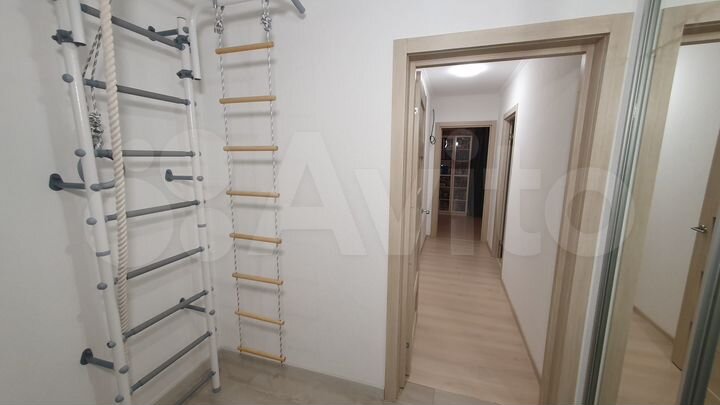 3-к. квартира, 81 м², 12/14 эт.