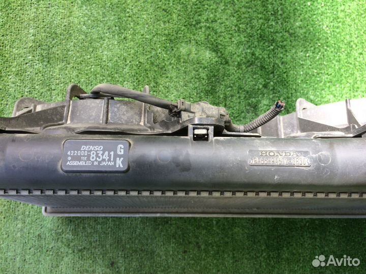 Радиатор охлаждения Honda Civic FD1